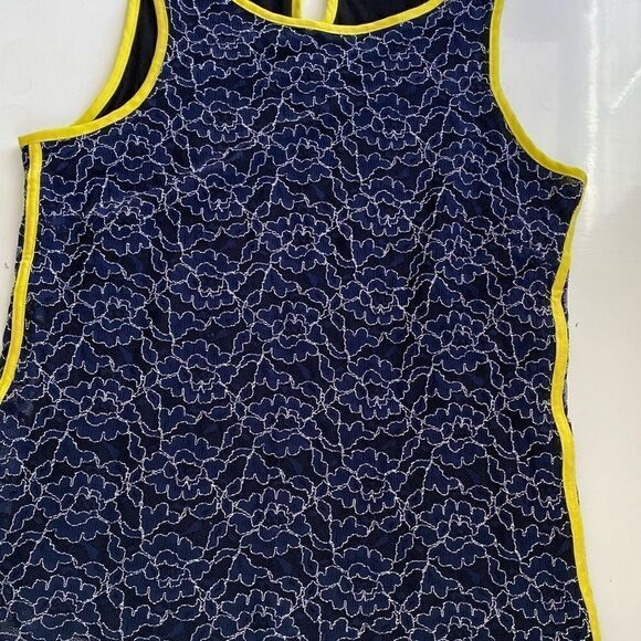 Banana Republic Navy Lacy Sleeveless Top Size 2 - Picture 5 of 9